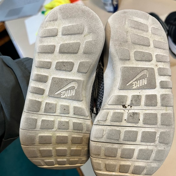 Nike 9c gray slip on shoes EUC - Picture 2 of 4